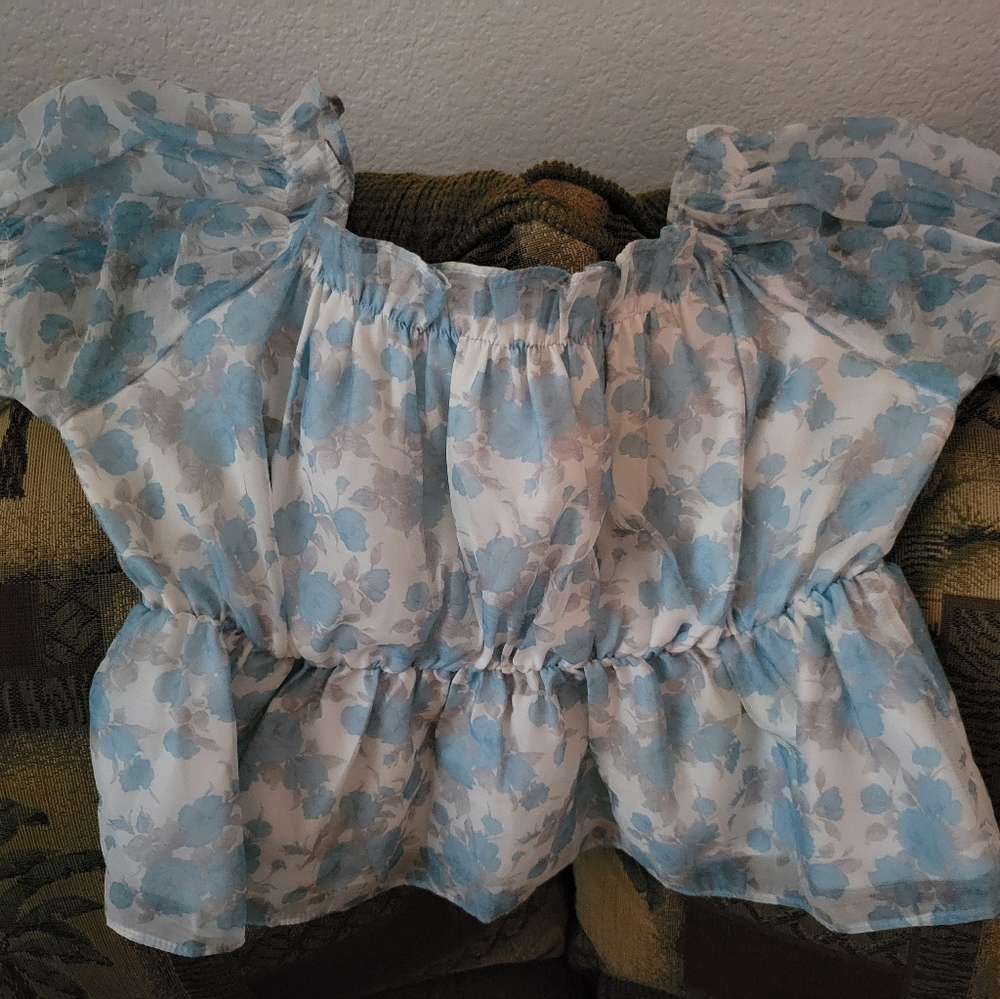 Cute Halter Top!